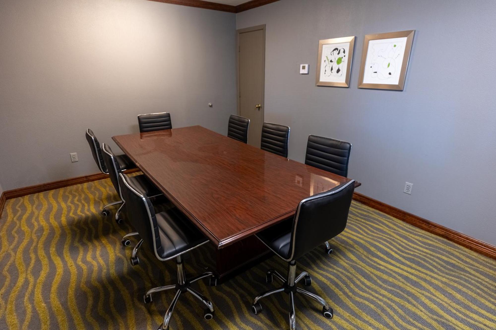 Red Roof Inn & Suites Irving - Dfw Airport South Екстер'єр фото